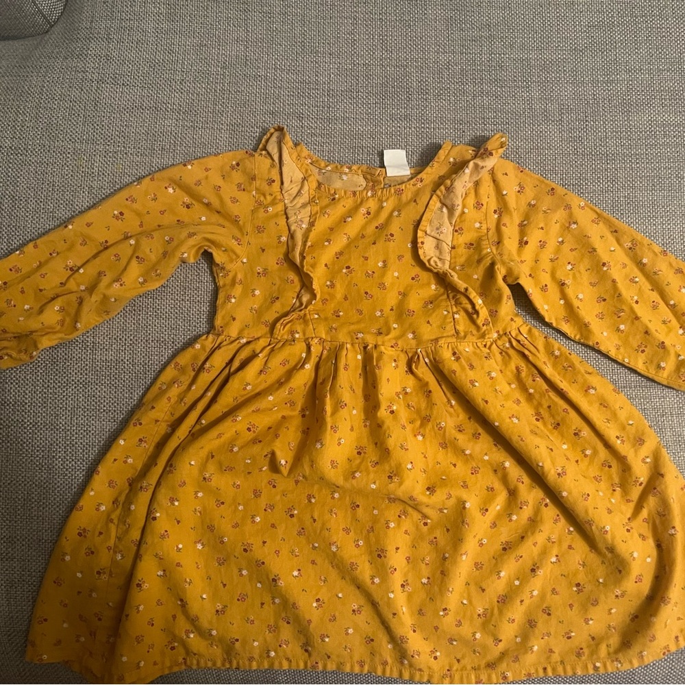 H&M dress for 2-3 years old.